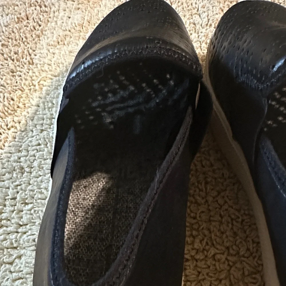 ELIZA Black Slip-On Platform Sneakers - Picture 8 of 12